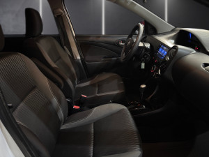 Etios Sedan 1.5 16V 4P FLEX X PLUS AUTOMÁTICO