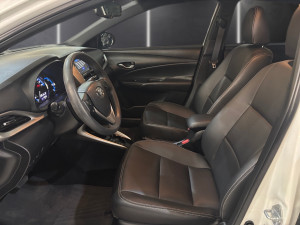 Yaris Hatch 1.3 16V 4P FLEX XL PLUS TECH MULTIDRIVE AUTOMÁTICO CVT