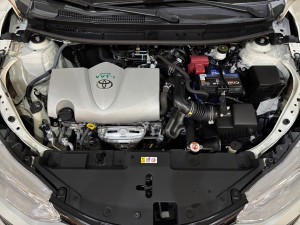 Yaris Hatch 1.3 16V 4P FLEX XL PLUS TECH MULTIDRIVE AUTOMÁTICO CVT