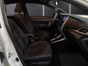 Yaris Hatch 1.3 16V 4P FLEX XL PLUS TECH MULTIDRIVE AUTOMÁTICO CVT
