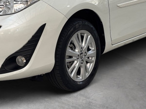 Yaris Hatch 1.3 16V 4P FLEX XL PLUS TECH MULTIDRIVE AUTOMÁTICO CVT