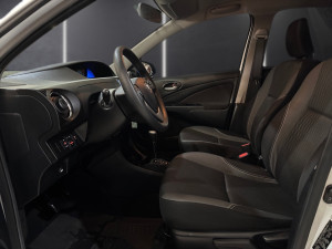 Etios Sedan 1.5 16V 4P FLEX X PLUS AUTOMÁTICO