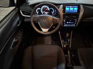 Yaris Hatch 1.3 16V 4P FLEX XL PLUS TECH MULTIDRIVE AUTOMÁTICO CVT